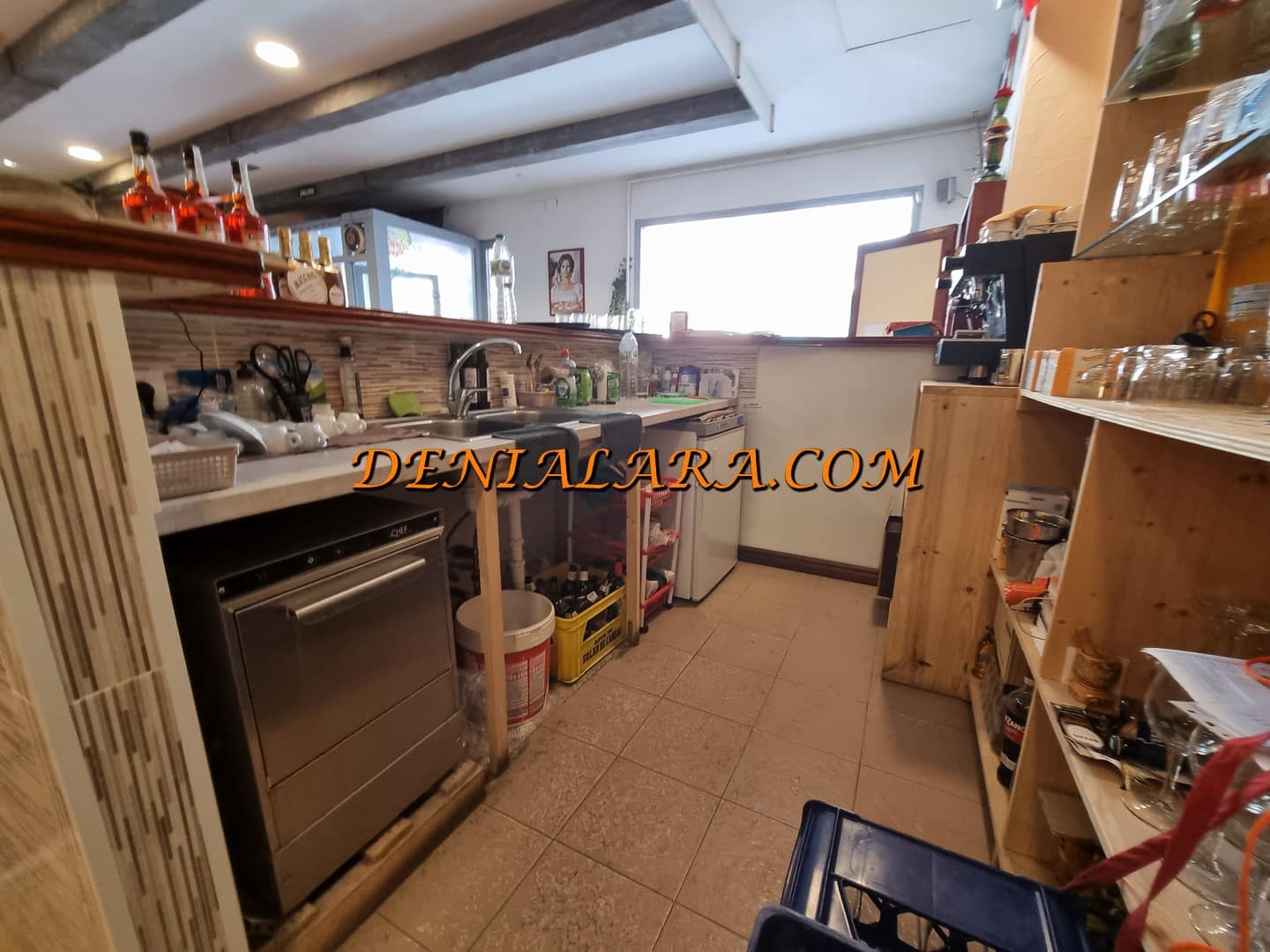 Restaurant/Bar à louer à Denia - 1 300 € (Ref: 9107977)