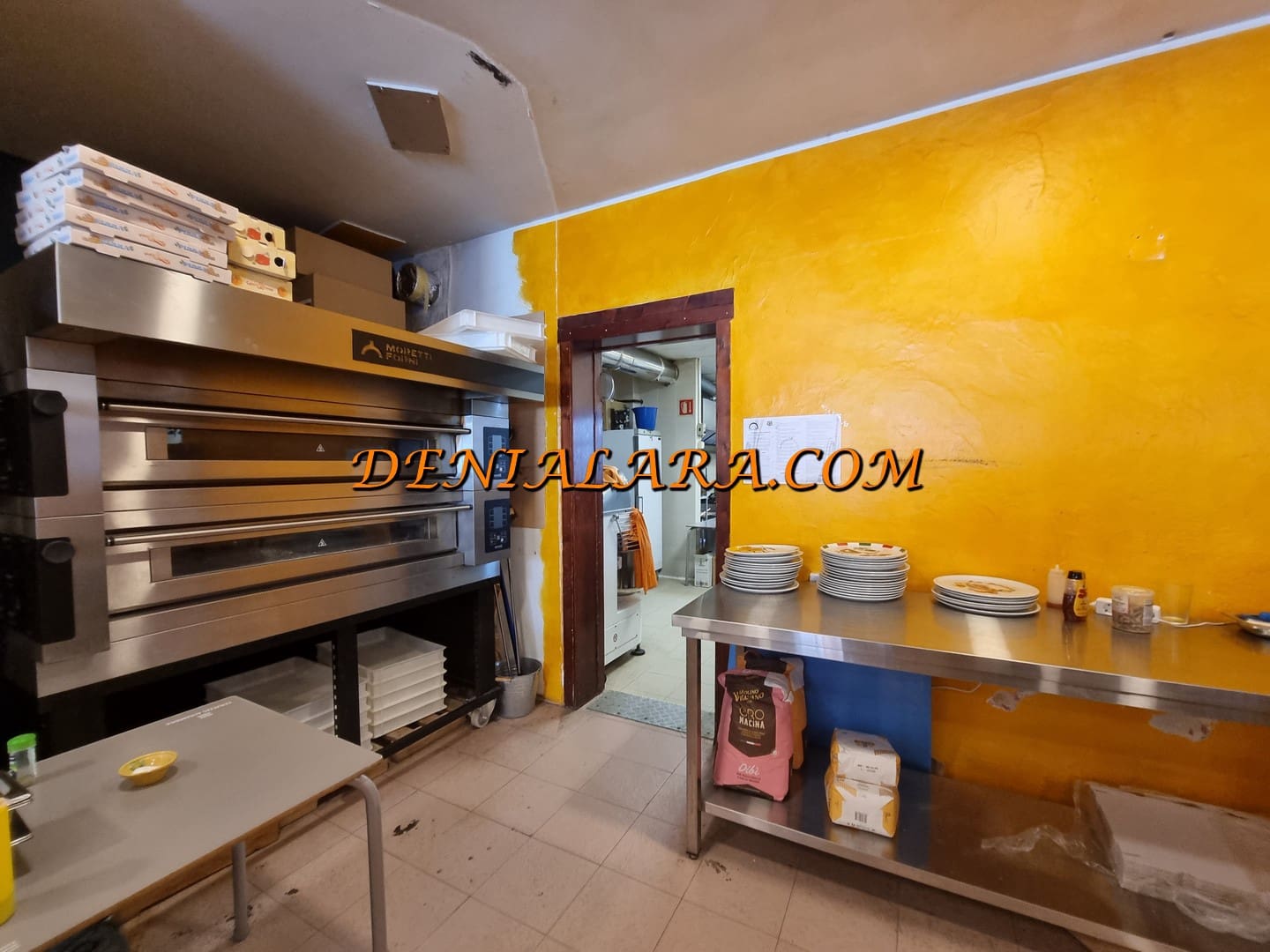 Restaurant/Bar à louer à Denia - 1 300 € (Ref: 9107977)