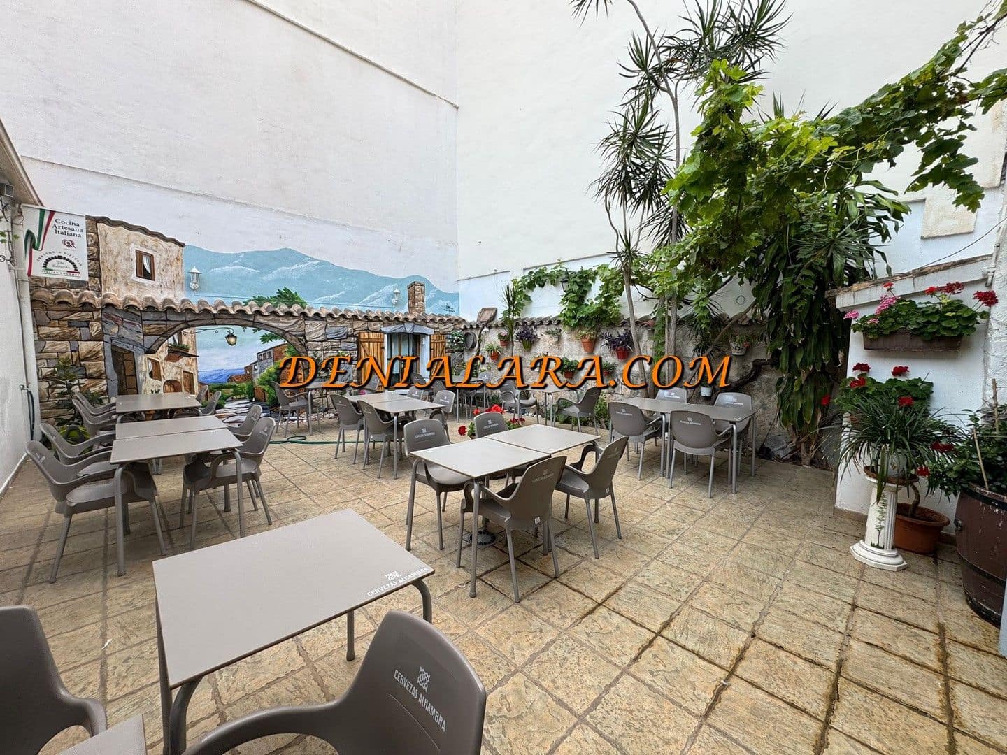 Restaurant/Bar à louer à Denia - 1 300 € (Ref: 9107977)