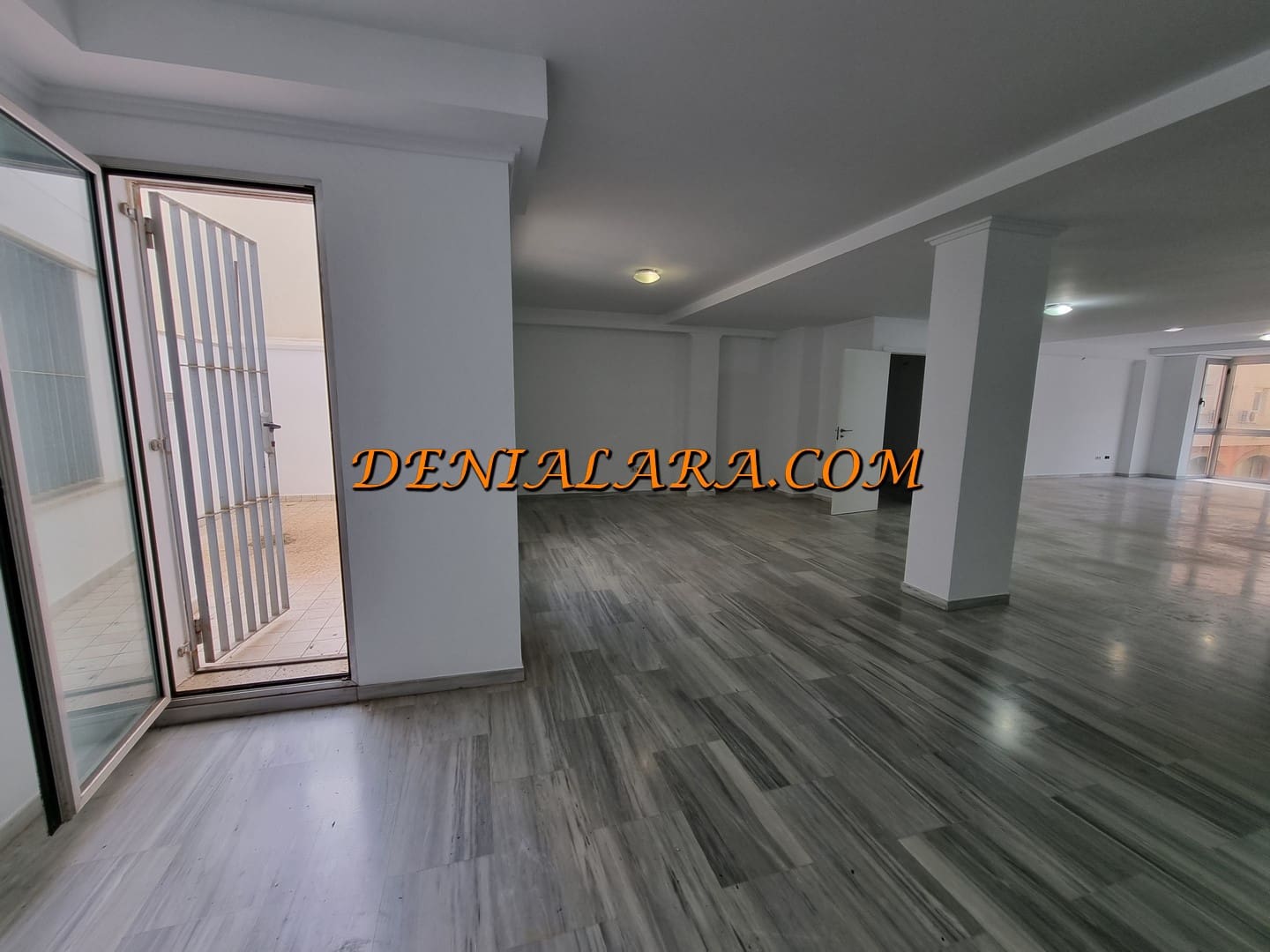 Kontor til leje i Denia - € 1.100 (Ref: 9125814)