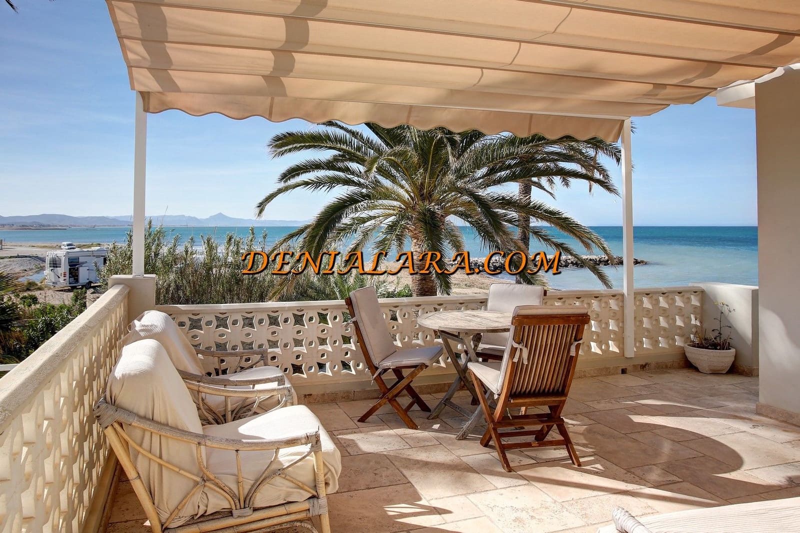 4 soveværelse Villa til leje i Denia med swimmingpool garage - € 7.000 (Ref: 9158634)