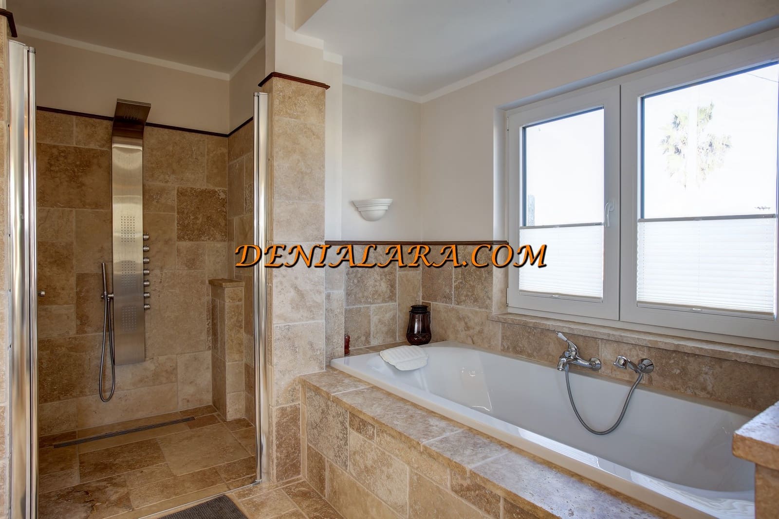 4 soveværelse Villa til leje i Denia med swimmingpool garage - € 7.000 (Ref: 9158634)