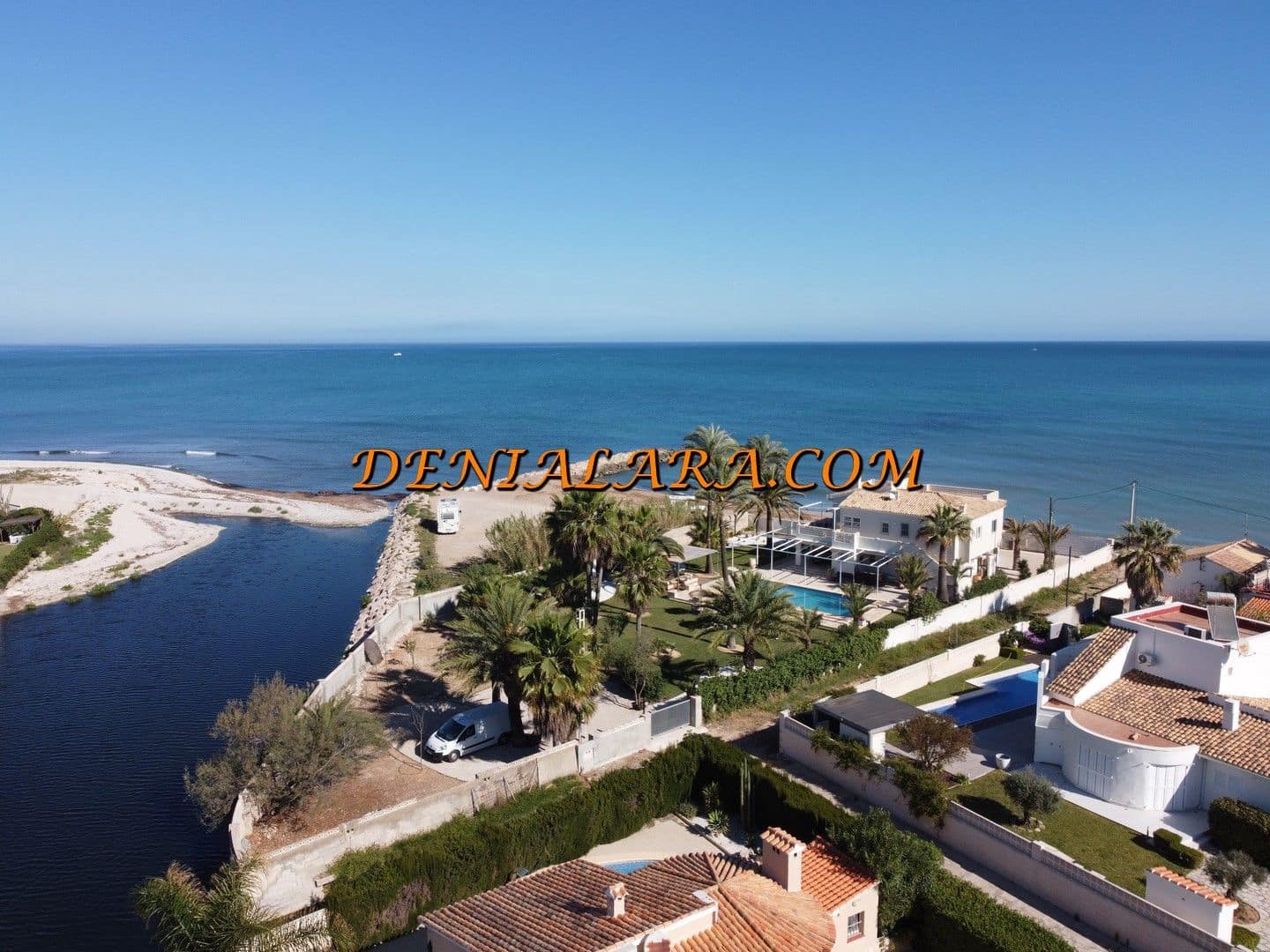 4 soveværelse Villa til leje i Denia med swimmingpool garage - € 7.000 (Ref: 9158634)
