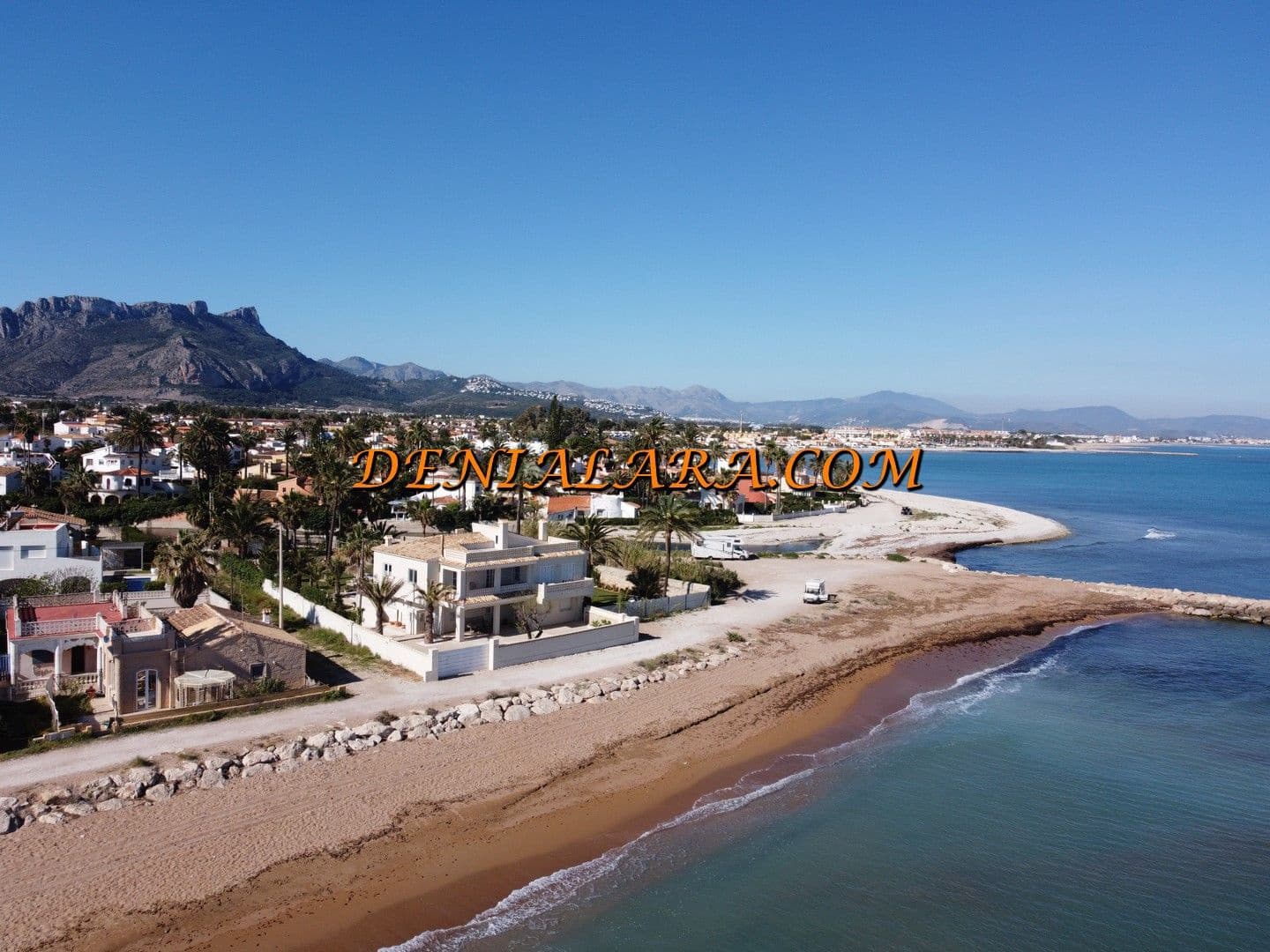 4 soveværelse Villa til leje i Denia med swimmingpool garage - € 7.000 (Ref: 9158634)