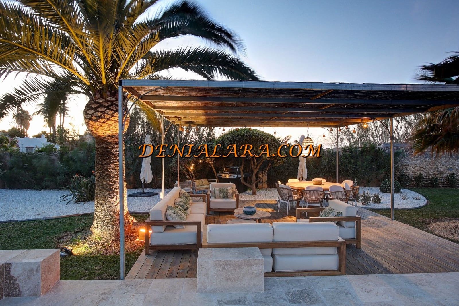 4 soveværelse Villa til leje i Denia med swimmingpool garage - € 7.000 (Ref: 9158634)