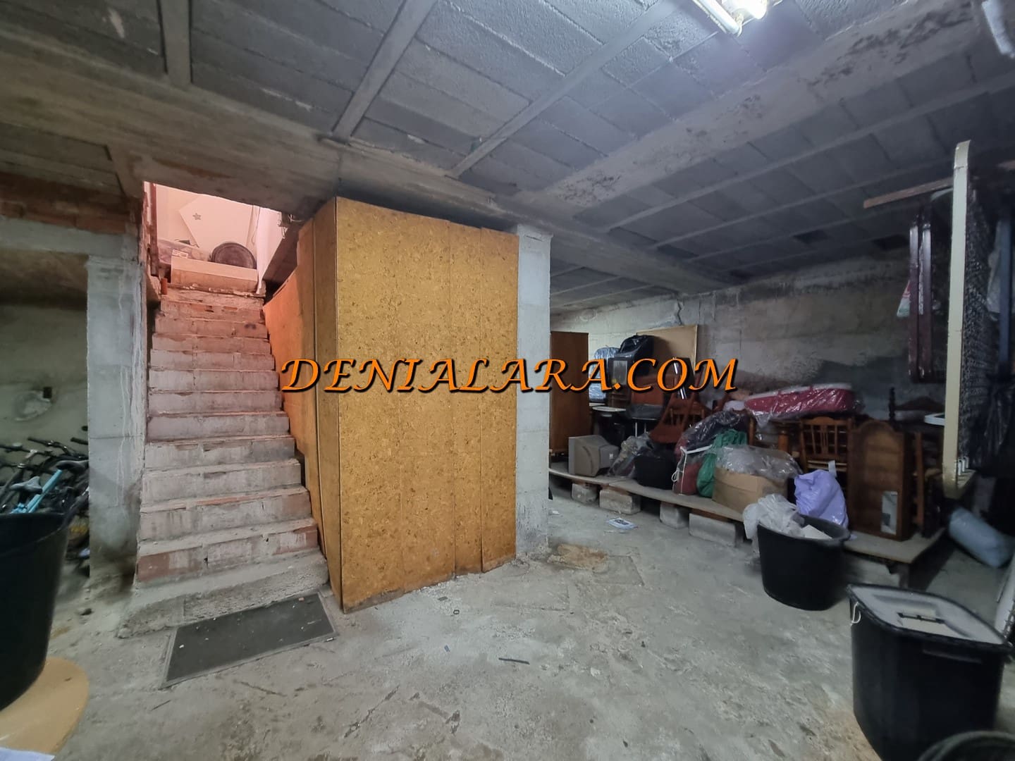 Erhverv til leje i Denia - € 400 (Ref: 9187858)