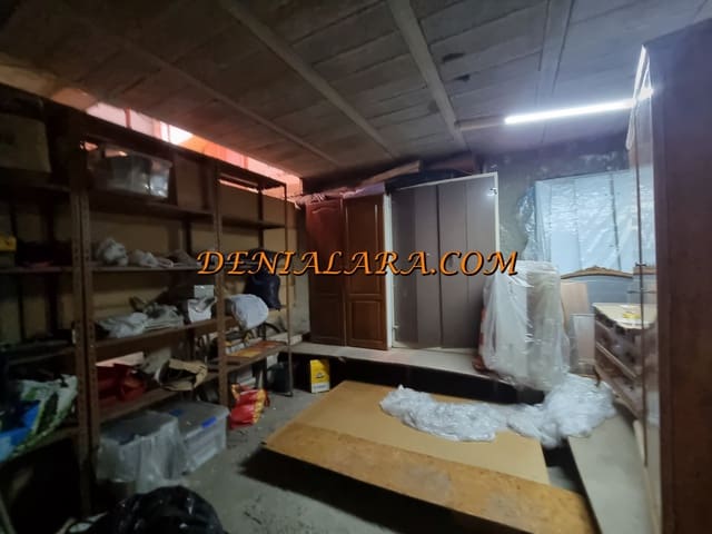 Erhverv til leje i Dénia - € 400 (Ref: 9187858)