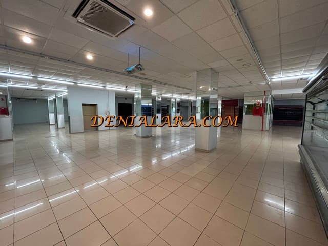 Gewerbe zu vermieten in Els Poblets mit Garage - 5.400 € (Ref: 9197001)