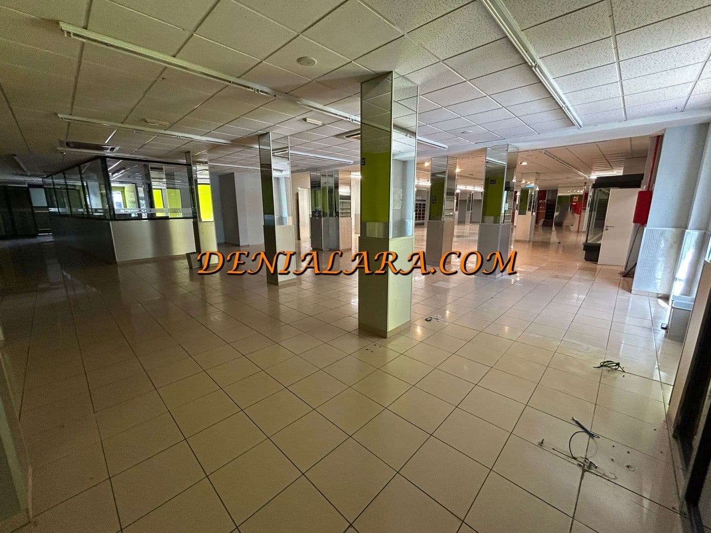 Kommersiell til leie i Els Poblets med garasje - € 5 400 (Ref: 9197001)