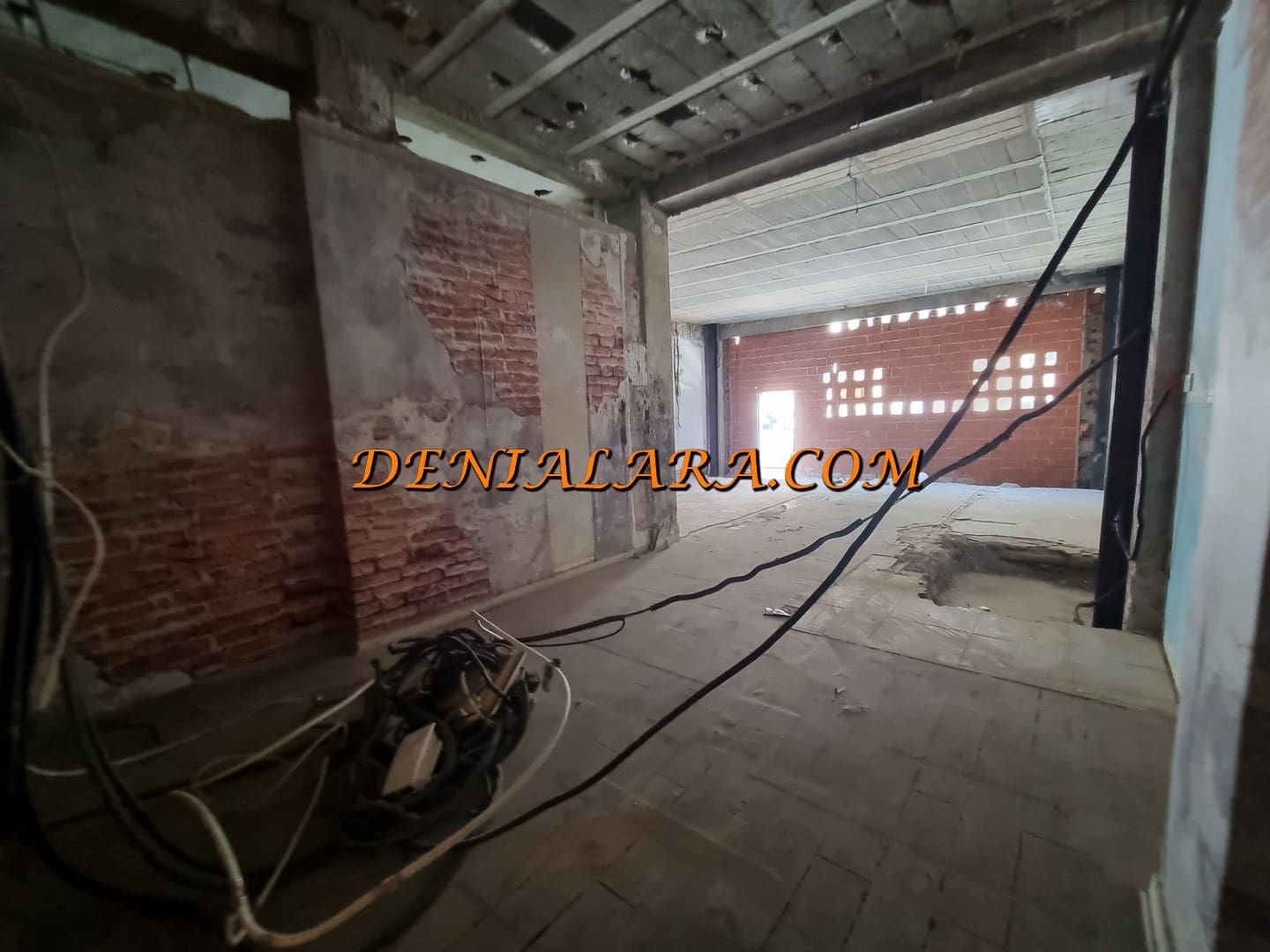 Commerciale da affittare in Denia - 1.000 € (Rif: 9201571)