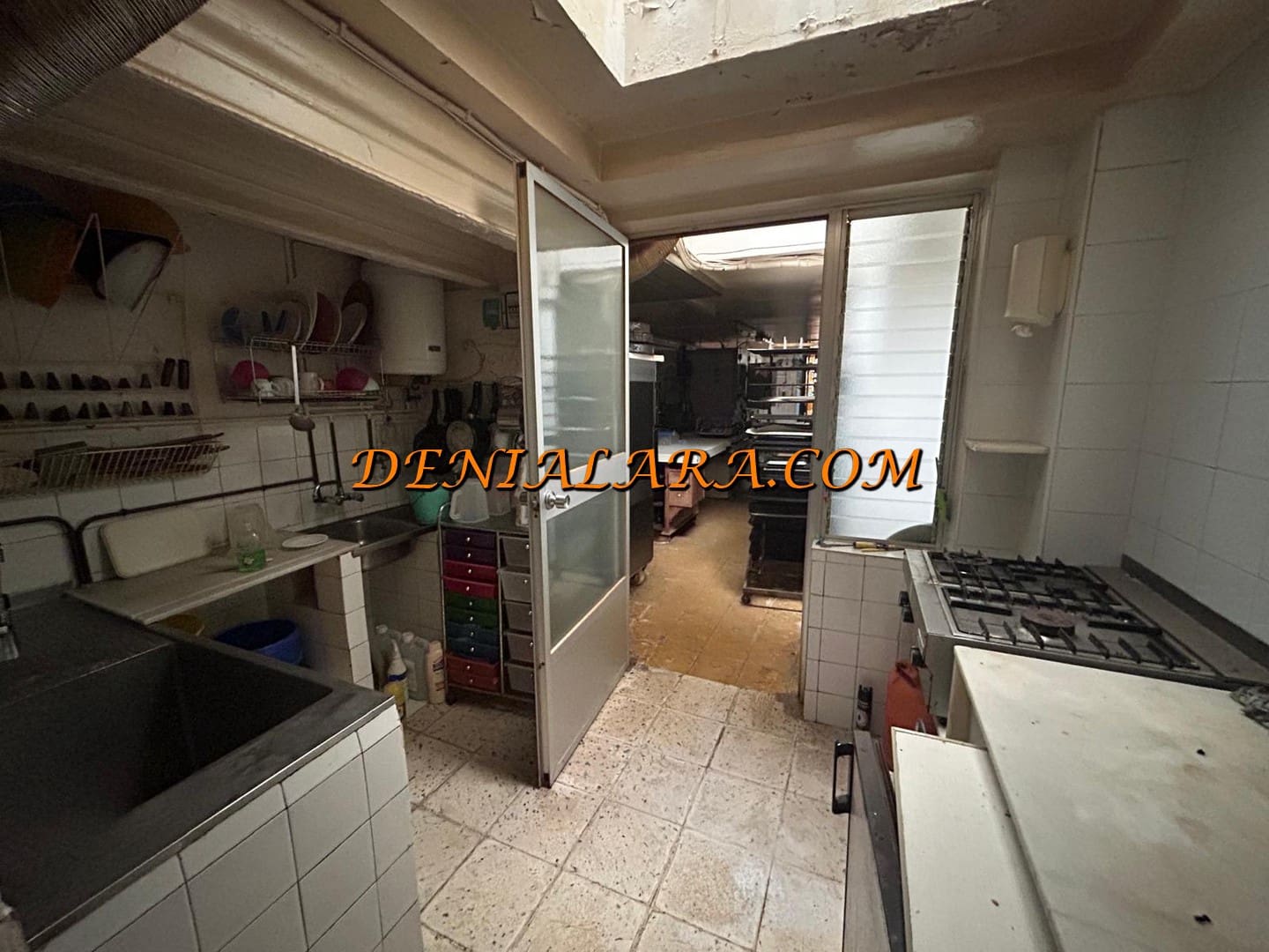 Commercial for sale in Pego - € 240,000 (Ref: 9255576)