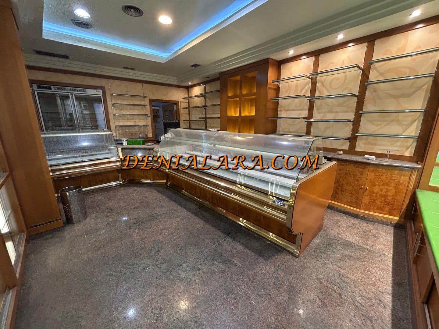 Commercial for sale in Pego - € 240,000 (Ref: 9255576)