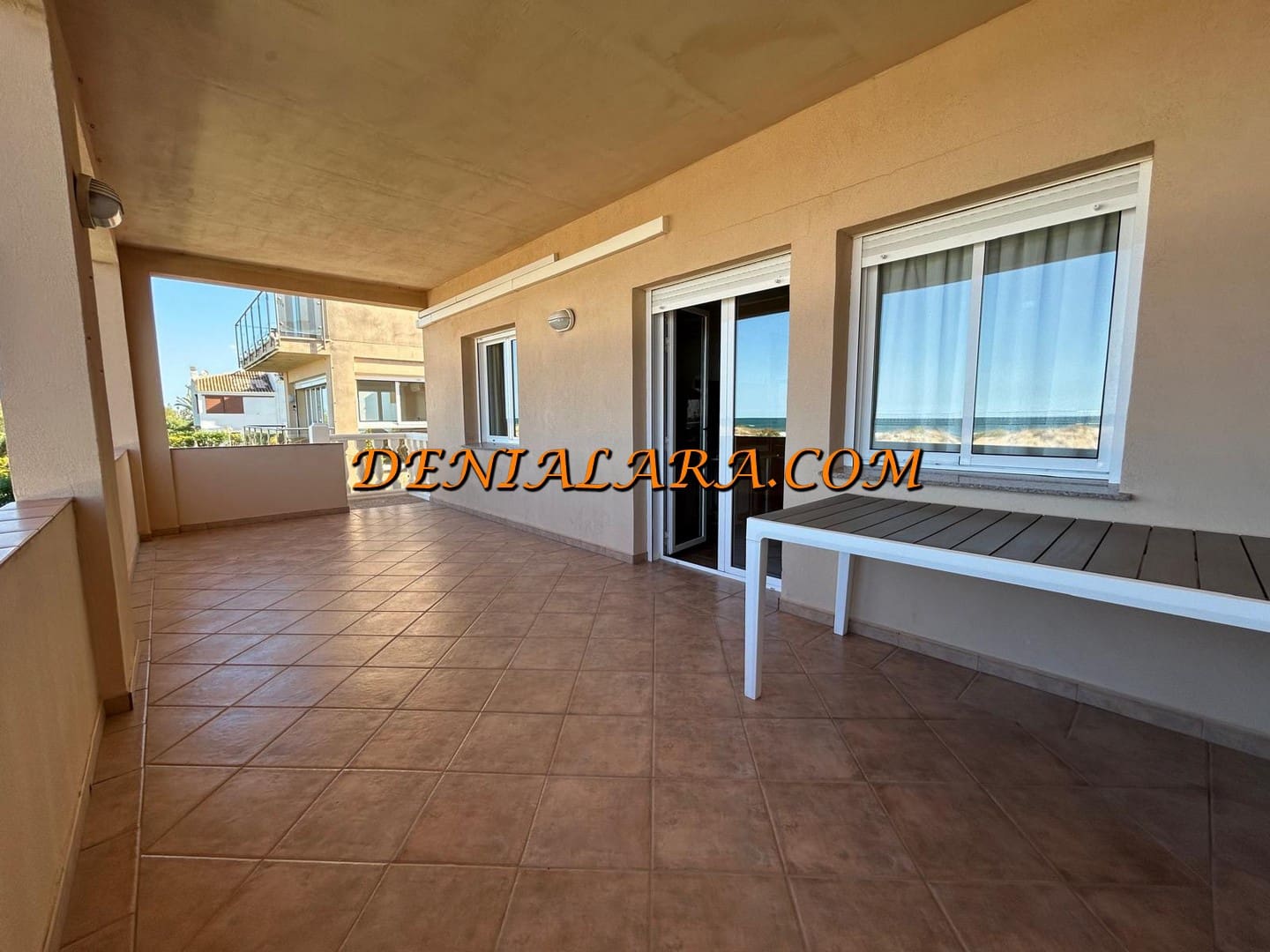 3 soverom Leilighet til salgs i Oliva med garasje - € 1 499 999 (Ref: 9256406)