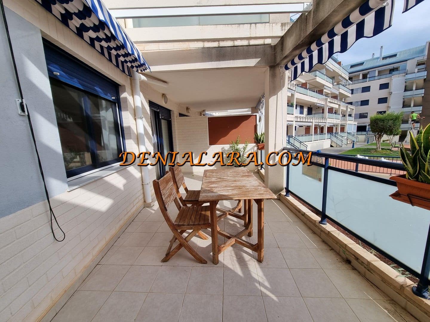 3 chambre Appartement à vendre à Denia avec piscine garage - 385 000 € (Ref: 9294069)