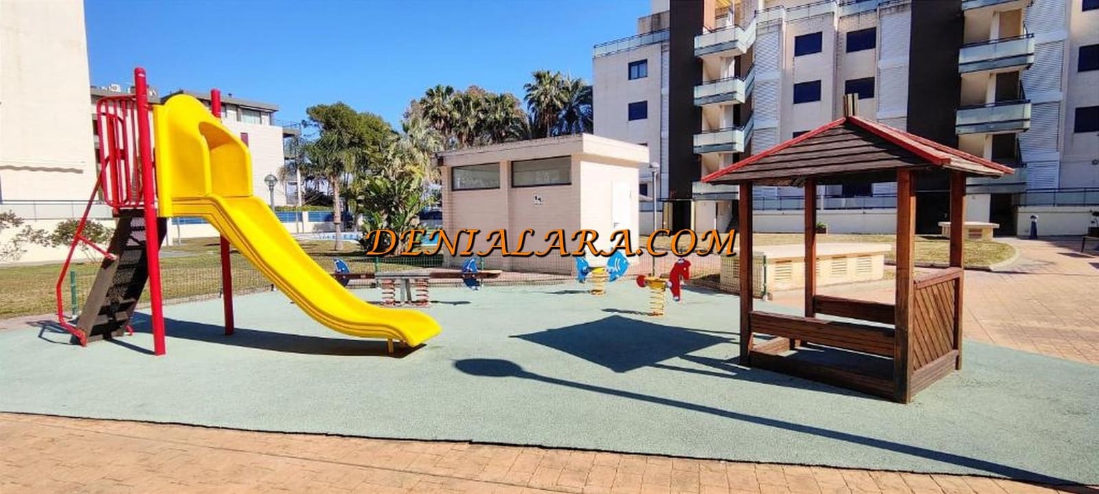 3 chambre Appartement à vendre à Denia avec piscine garage - 385 000 € (Ref: 9294069)