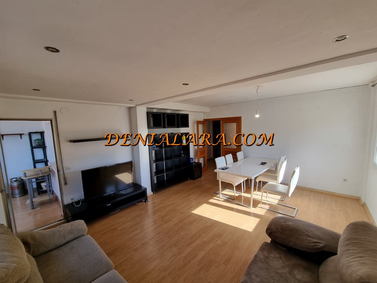 Piso de 4 habitaciones en Dénia en venta - 249.999 € (Ref: 9301893)