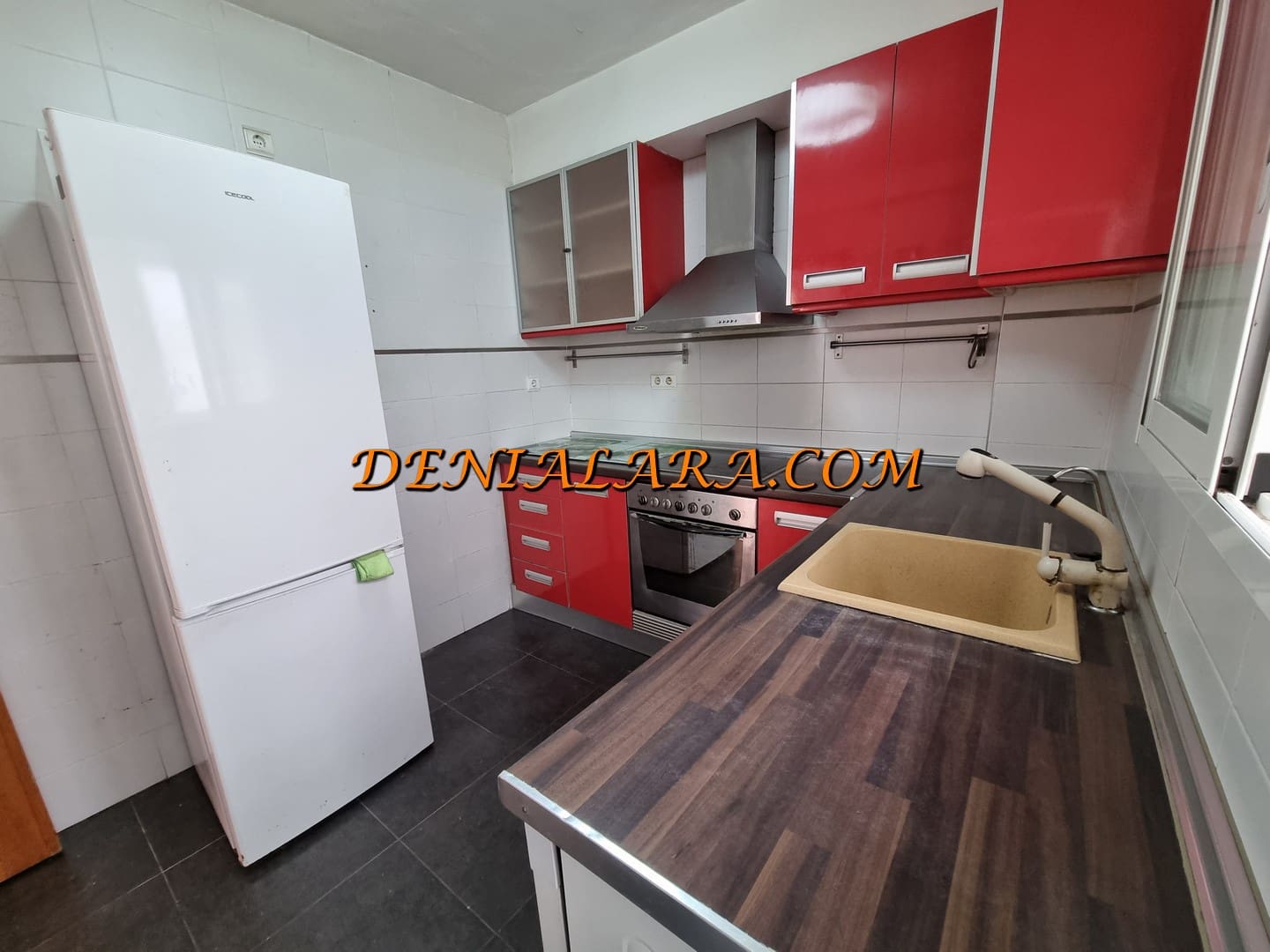 Piso de 4 habitaciones en Dénia en venta - 249.999 € (Ref: 9301893)