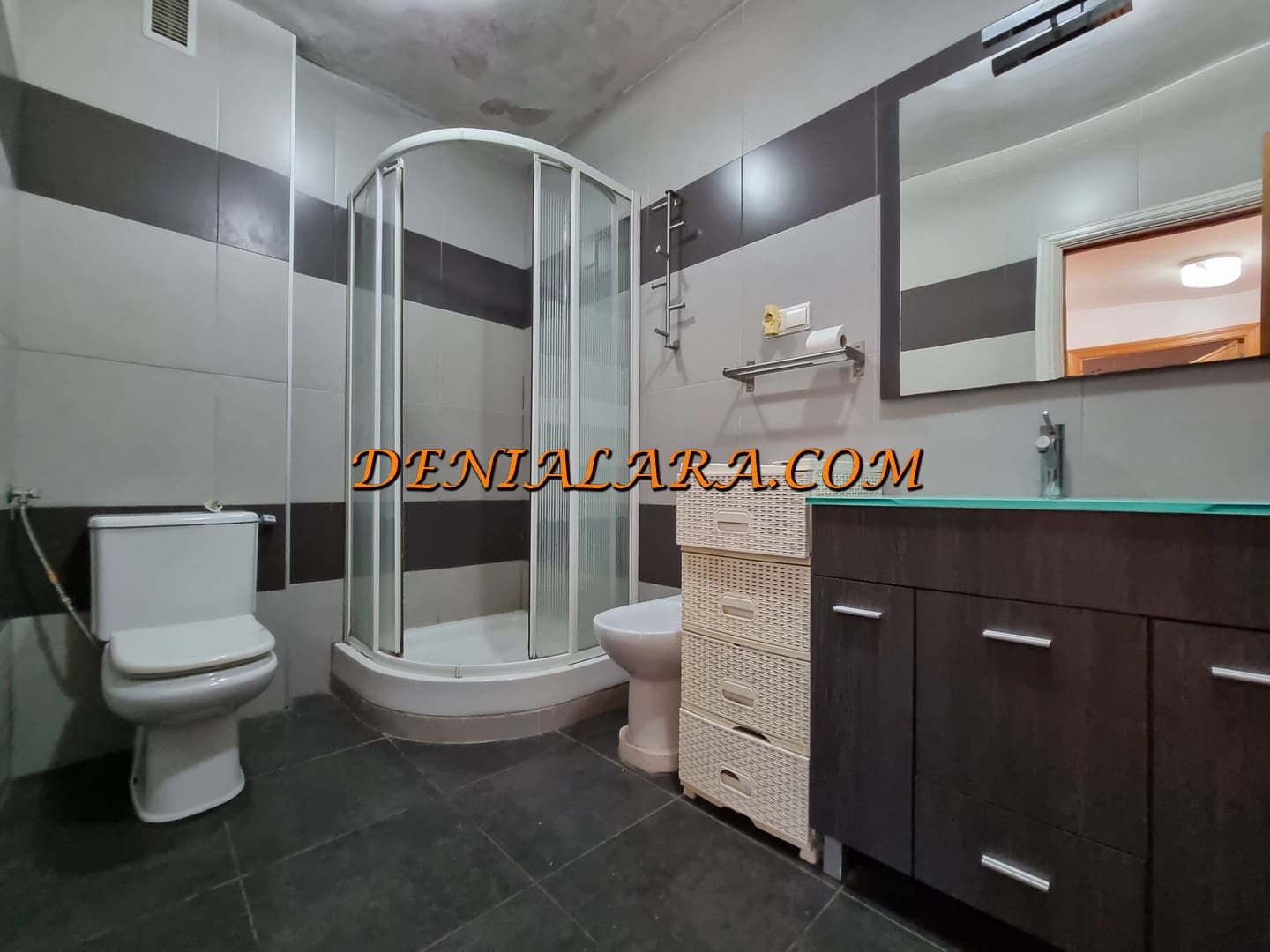 Piso de 4 habitaciones en Dénia en venta - 249.999 € (Ref: 9301893)