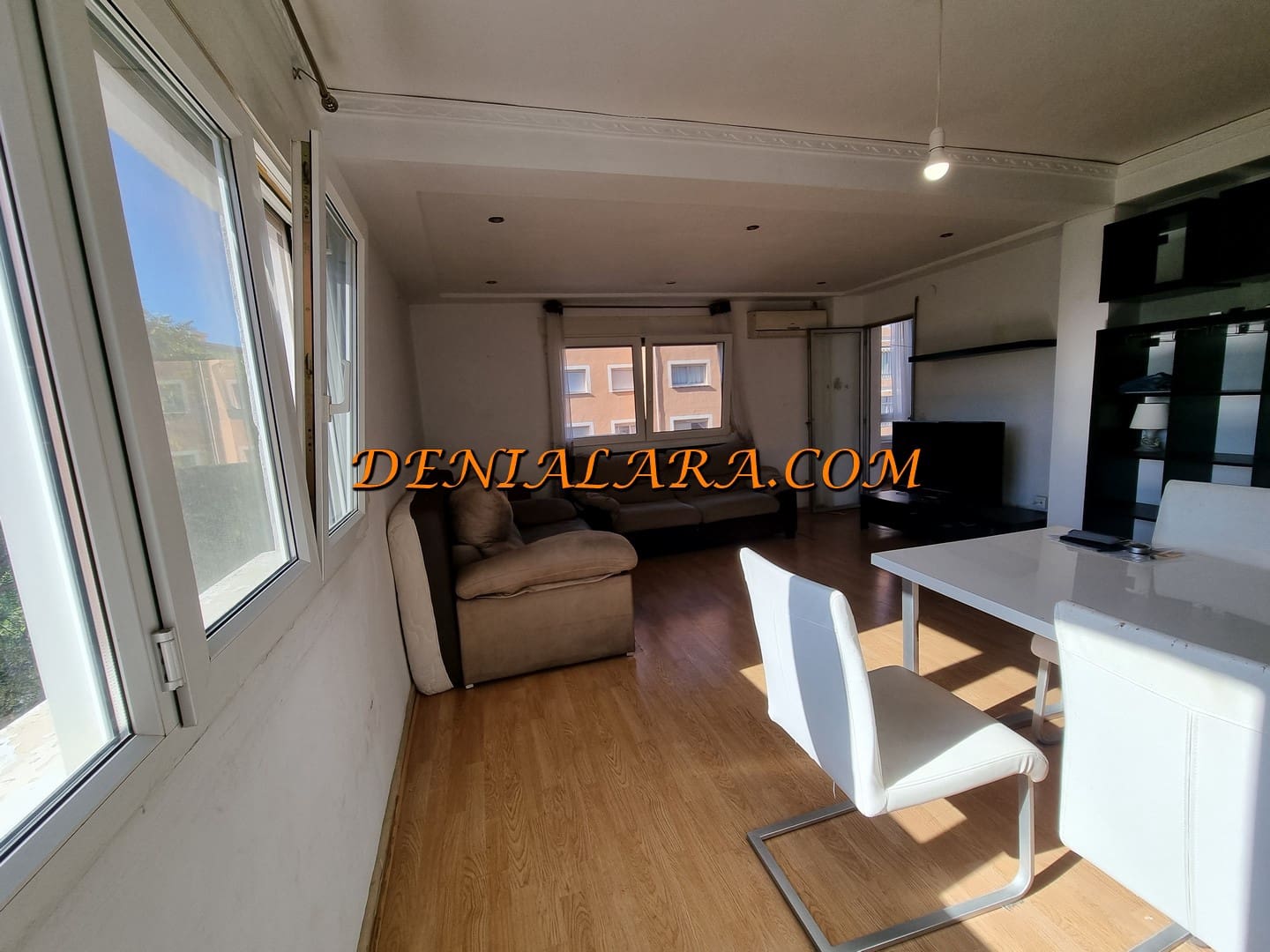 Piso de 4 habitaciones en Dénia en venta - 249.999 € (Ref: 9301893)