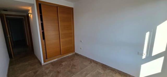 2 soveværelse Lejlighed til leje i Dénia med garage - € 1.100 (Ref: 9345192)