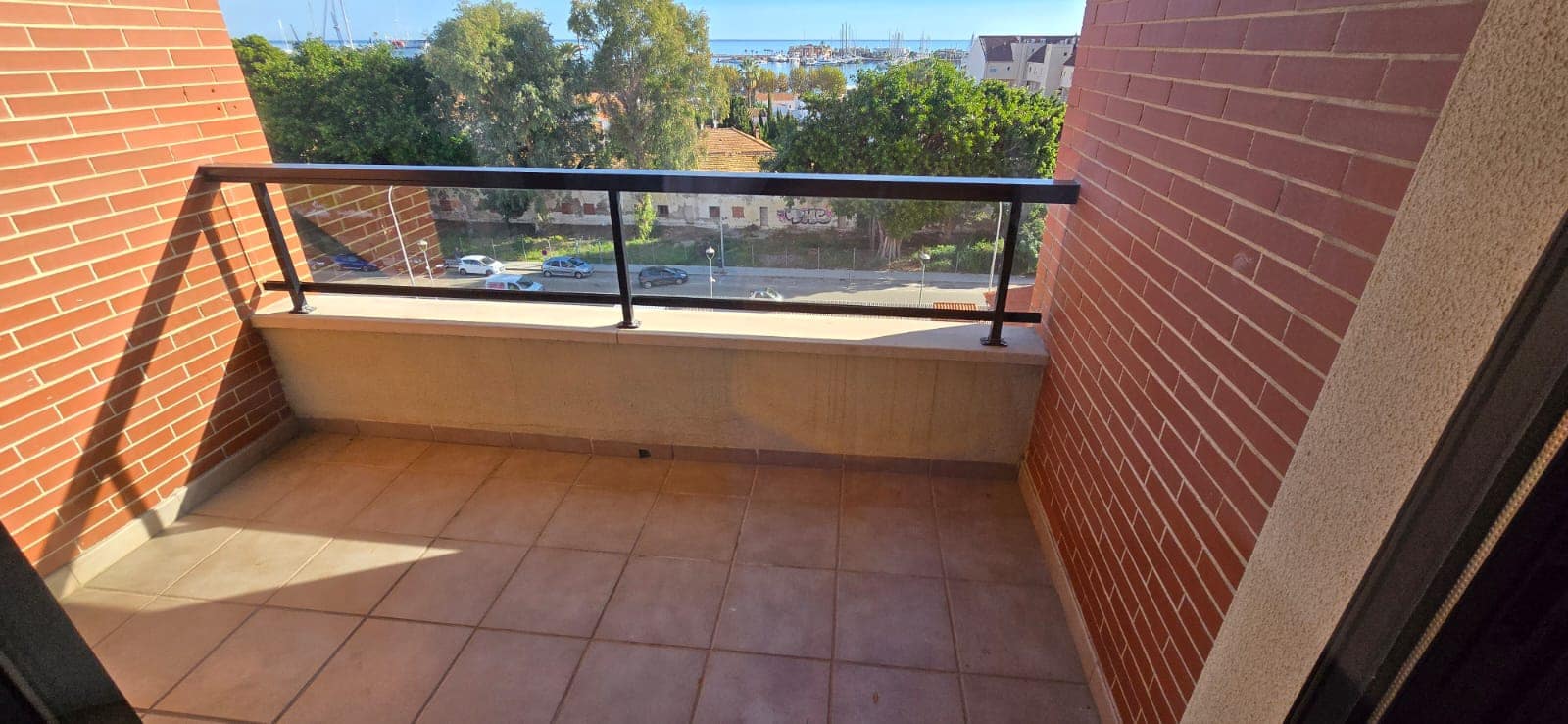 2 soveværelse Lejlighed til leje i Denia med garage - € 1.100 (Ref: 9345192)