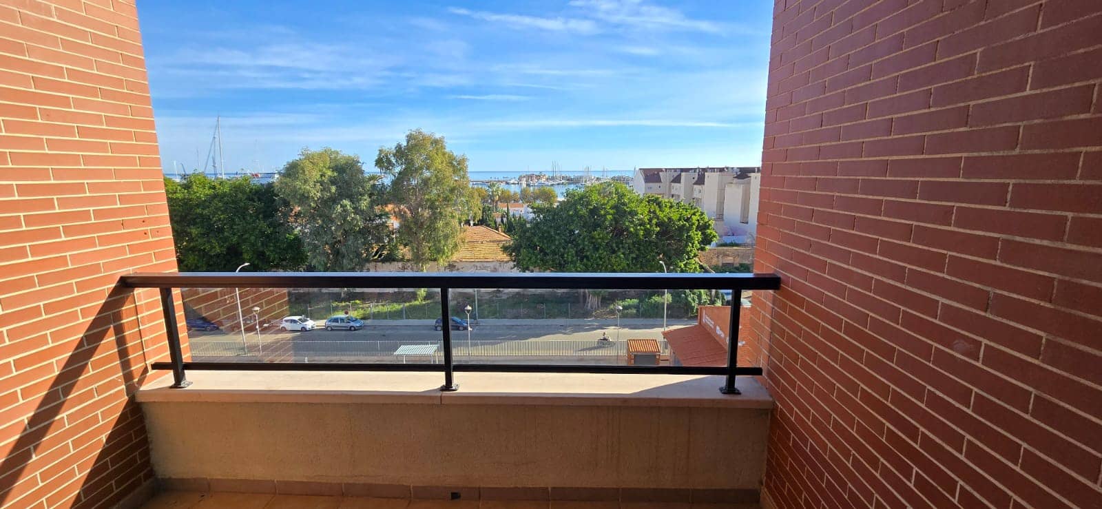 2 soveværelse Lejlighed til leje i Denia med garage - € 1.100 (Ref: 9345192)