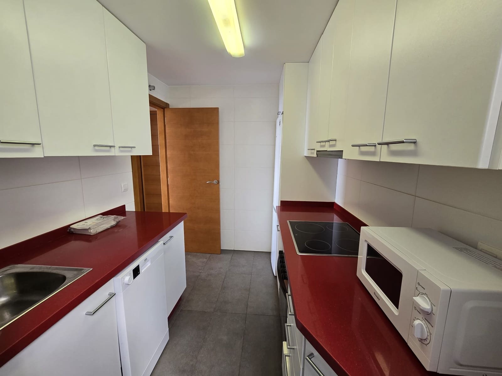 2 soveværelse Lejlighed til leje i Denia med garage - € 1.100 (Ref: 9345192)