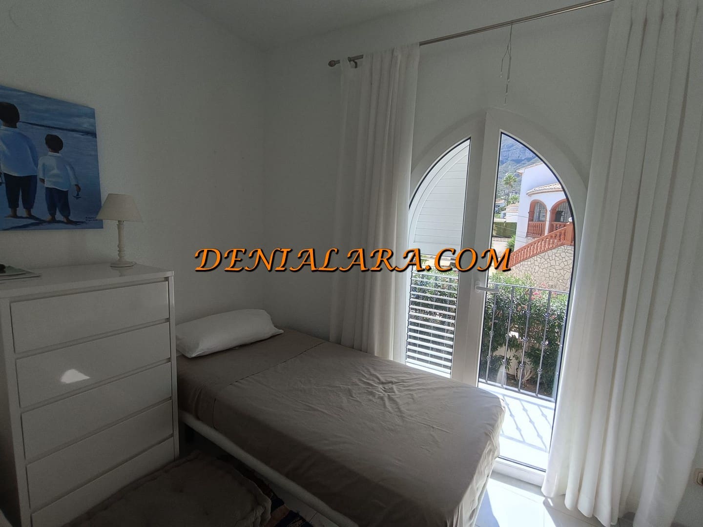 2 Zimmer Apartment zu vermieten in Denia mit Pool Garage - 700 € (Ref: 9354168)