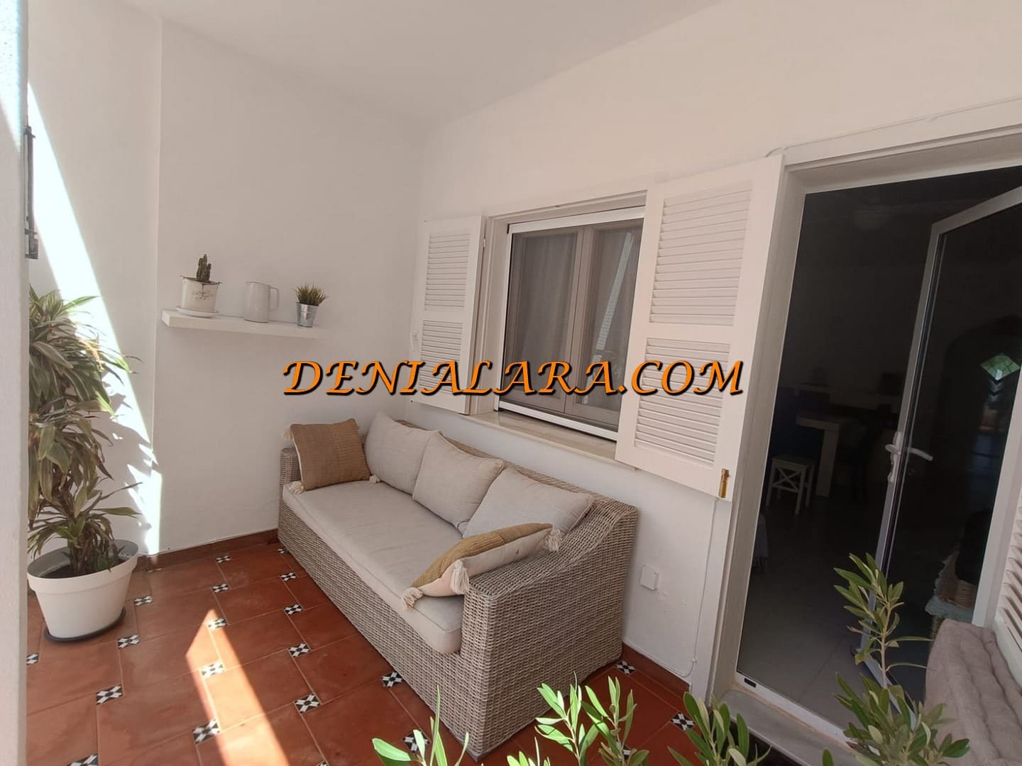 2 Zimmer Apartment zu vermieten in Denia mit Pool Garage - 700 € (Ref: 9354168)