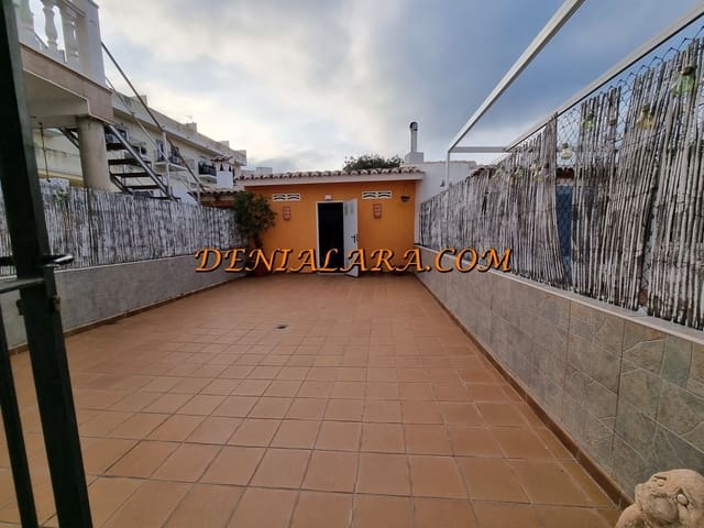 4 bedroom Terraced Villa for sale in Pego with garage - € 249,999 (Ref: 9395354)