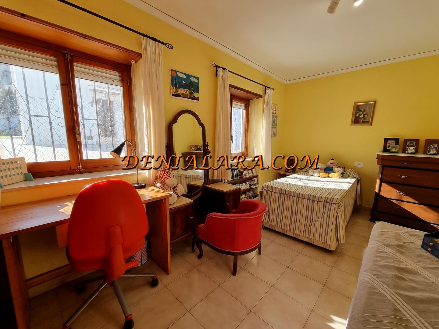 4 sypialnia Willa na sprzedaż w Denia z basenem garażem - 614 999 € (Ref: 9417819)