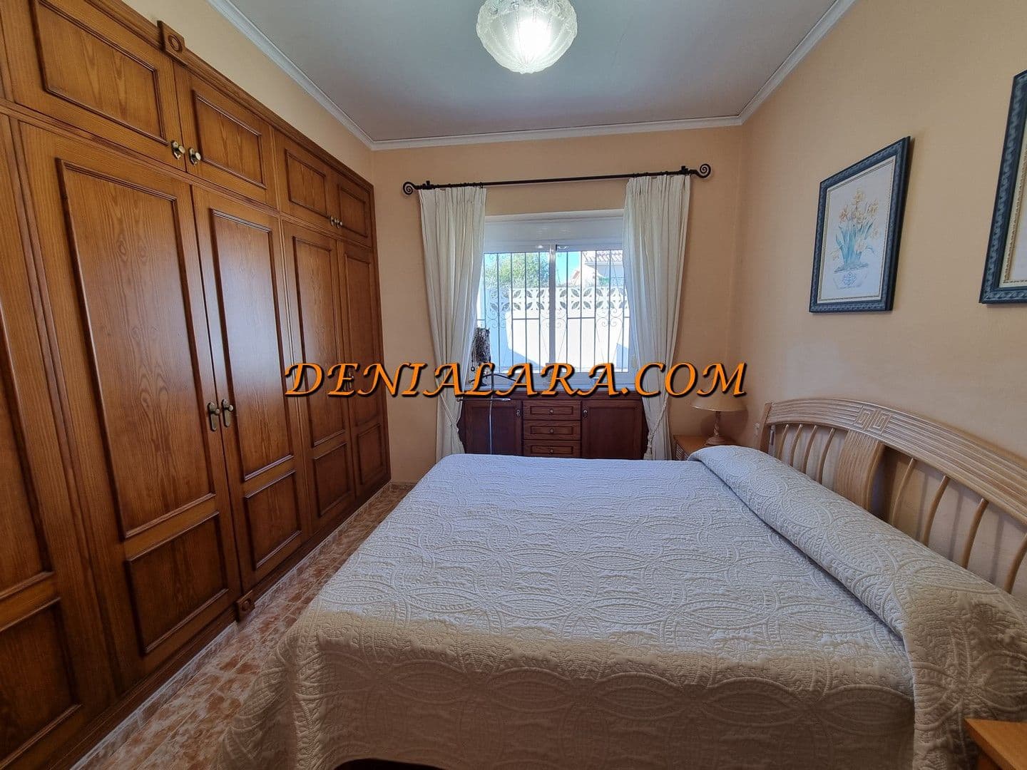 4 sypialnia Willa na sprzedaż w Denia z basenem garażem - 614 999 € (Ref: 9417819)