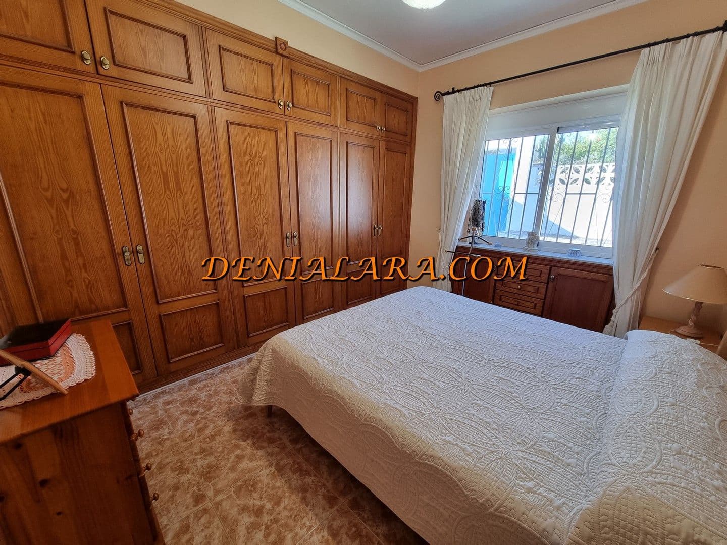 4 sypialnia Willa na sprzedaż w Denia z basenem garażem - 614 999 € (Ref: 9417819)