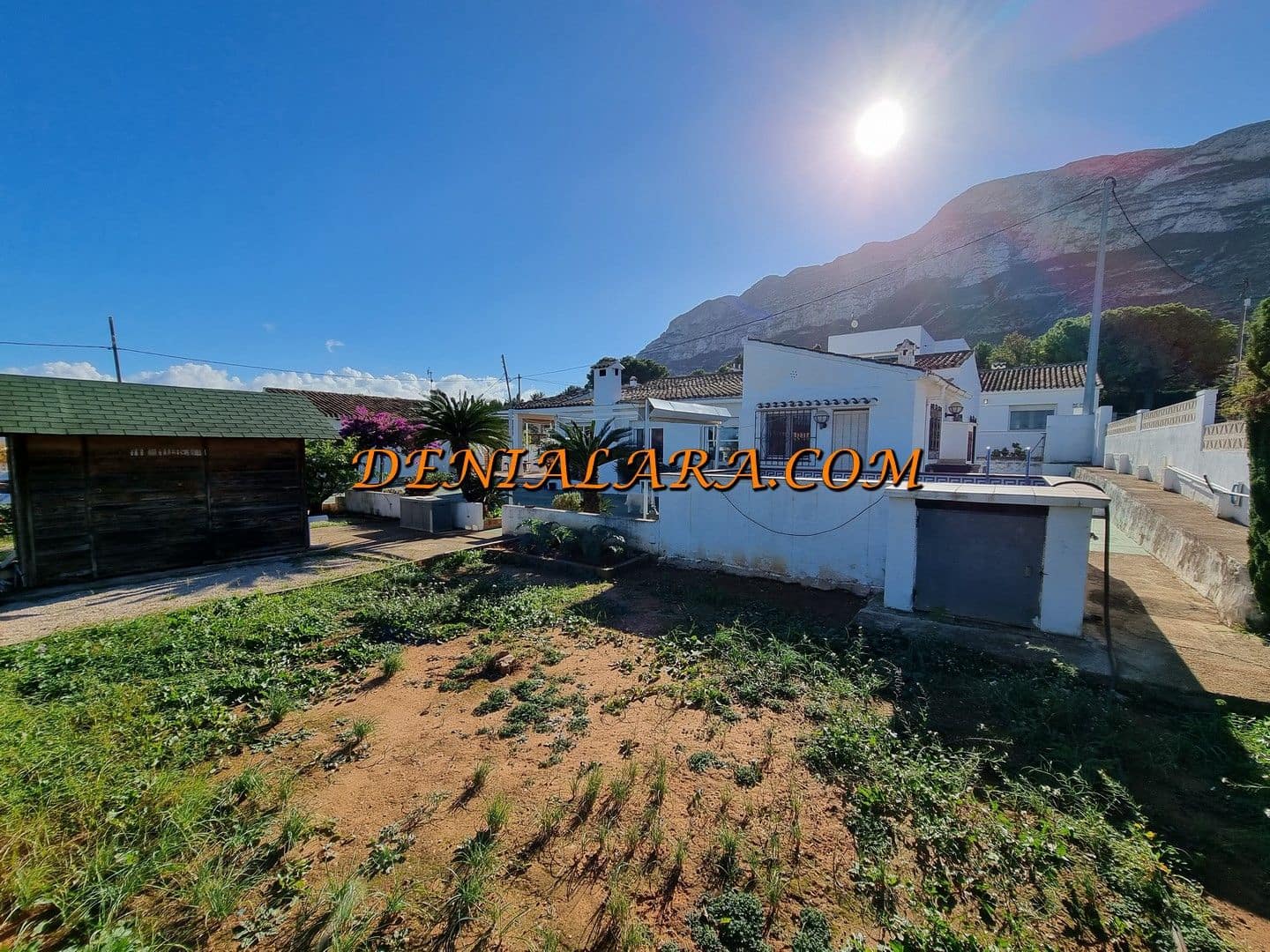 4 sypialnia Willa na sprzedaż w Denia z basenem garażem - 614 999 € (Ref: 9417819)