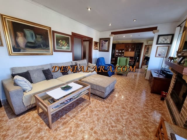 4 sypialnia Willa na sprzedaż w Dénia z basenem garażem - 614 999 € (Ref: 9417819)