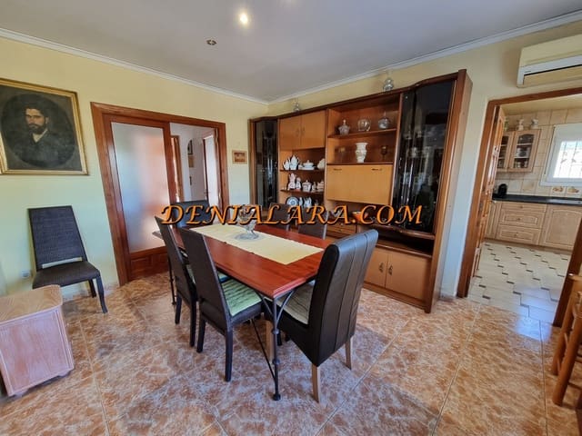 4 sypialnia Willa na sprzedaż w Dénia z basenem garażem - 614 999 € (Ref: 9417819)