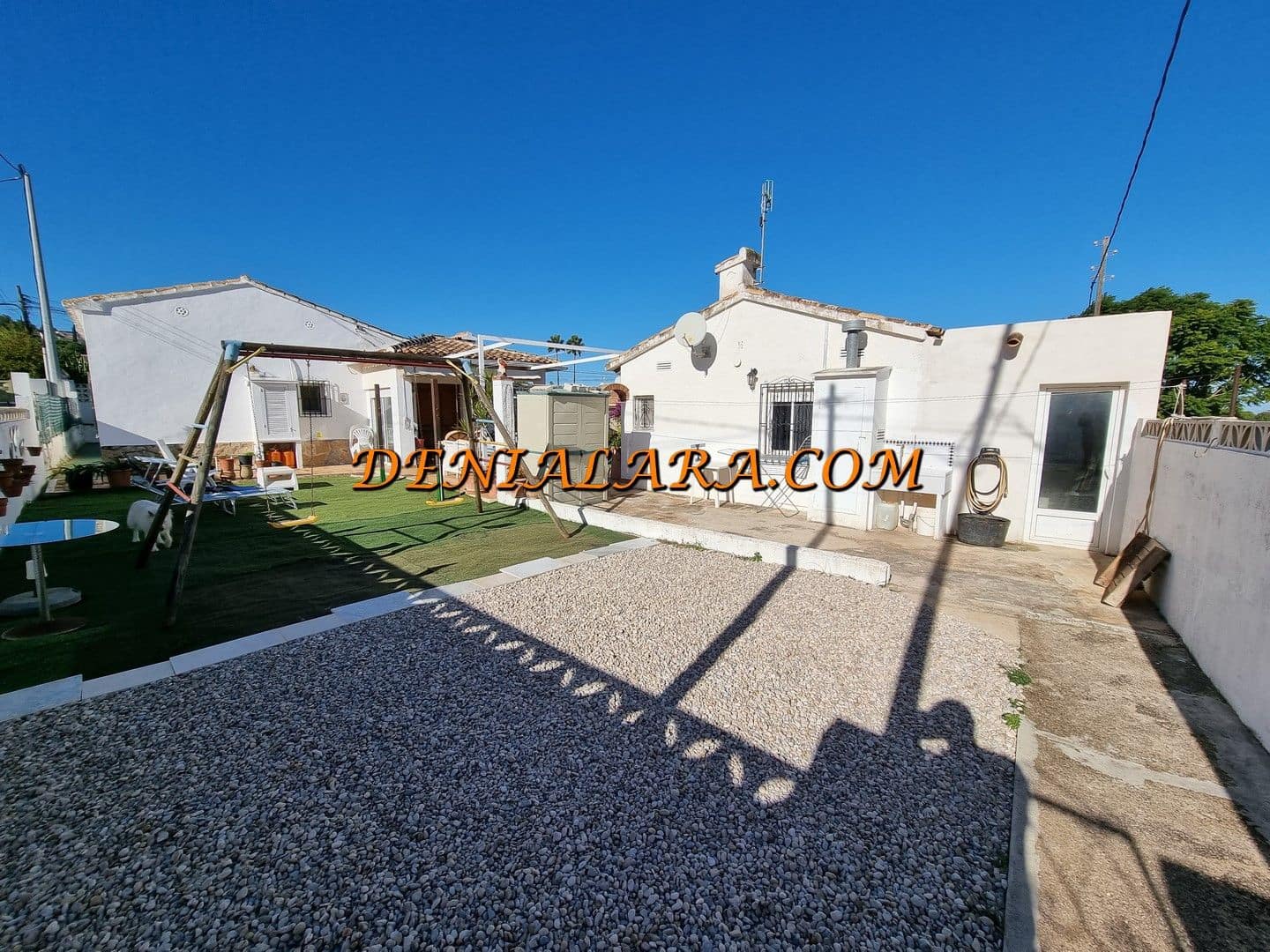 4 sypialnia Willa na sprzedaż w Denia z basenem garażem - 614 999 € (Ref: 9417819)