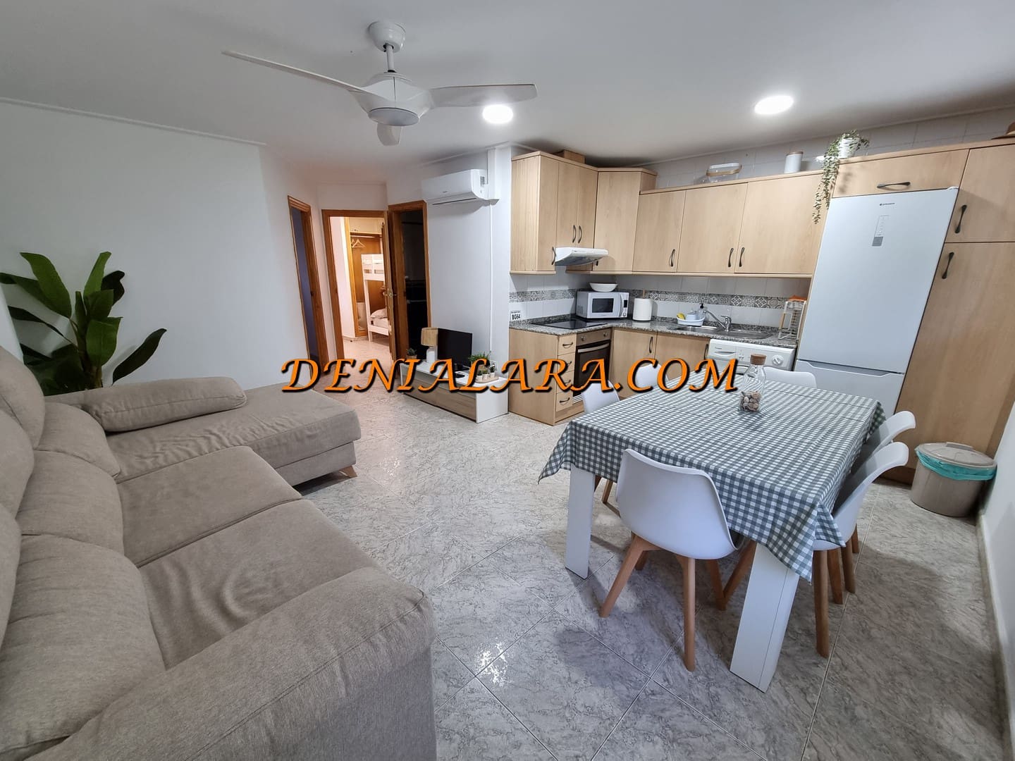 2 Zimmer Apartment zu verkaufen in Denia mit Pool Garage - 229.999 € (Ref: 9421779)