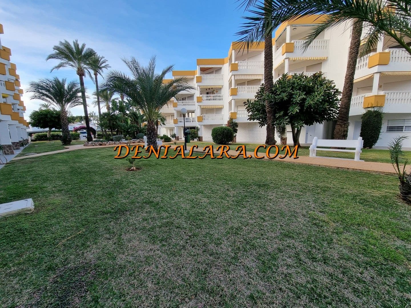2 Zimmer Apartment zu verkaufen in Denia mit Pool Garage - 229.999 € (Ref: 9421779)