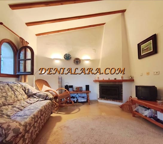 Chalet de 2 habitaciones en Pedreguer en venta con piscina garaje - 284.999 € (Ref: 9459637)