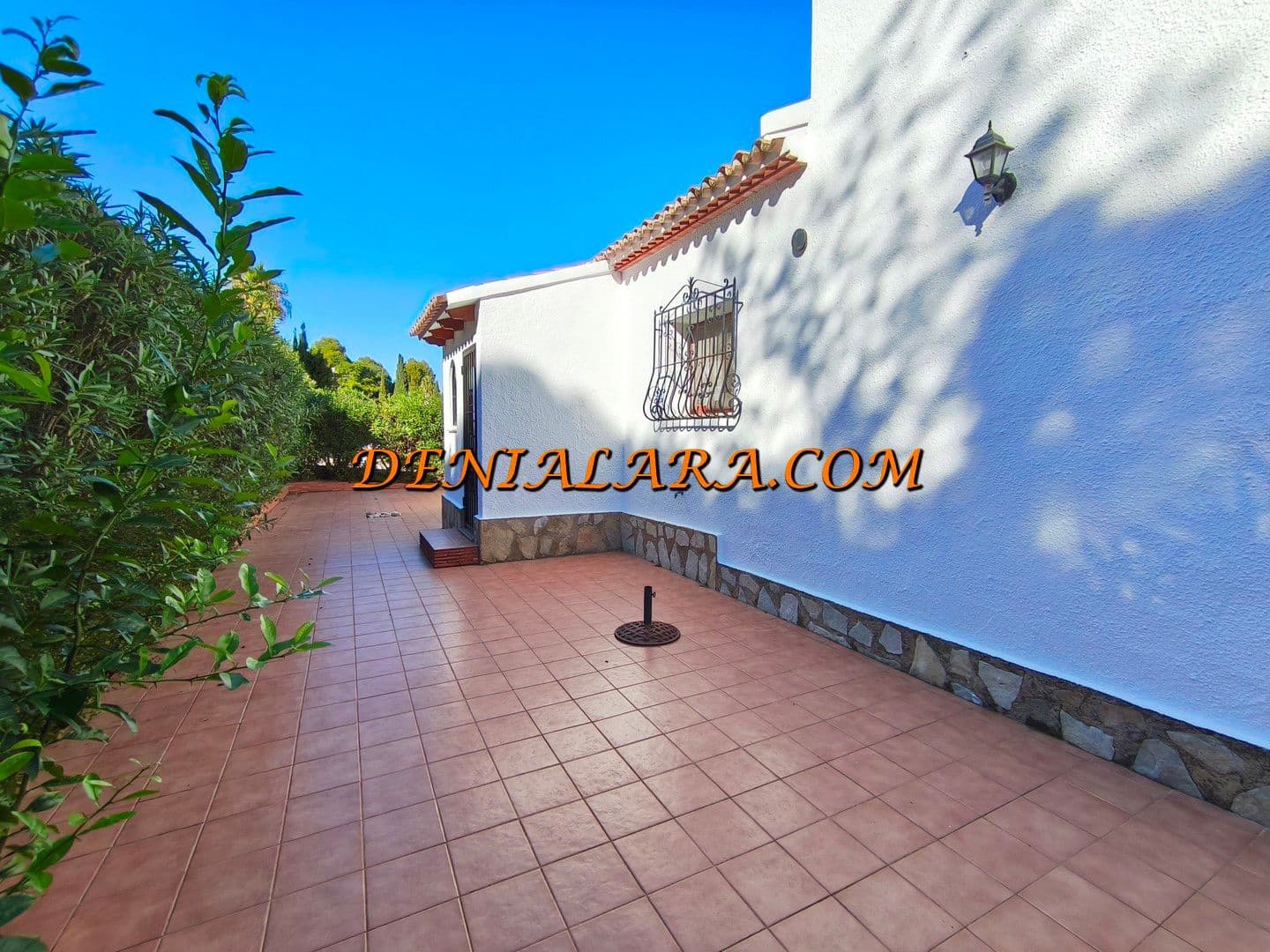 Chalet de 2 habitaciones en Pedreguer en venta con piscina garaje - 284.999 € (Ref: 9459637)