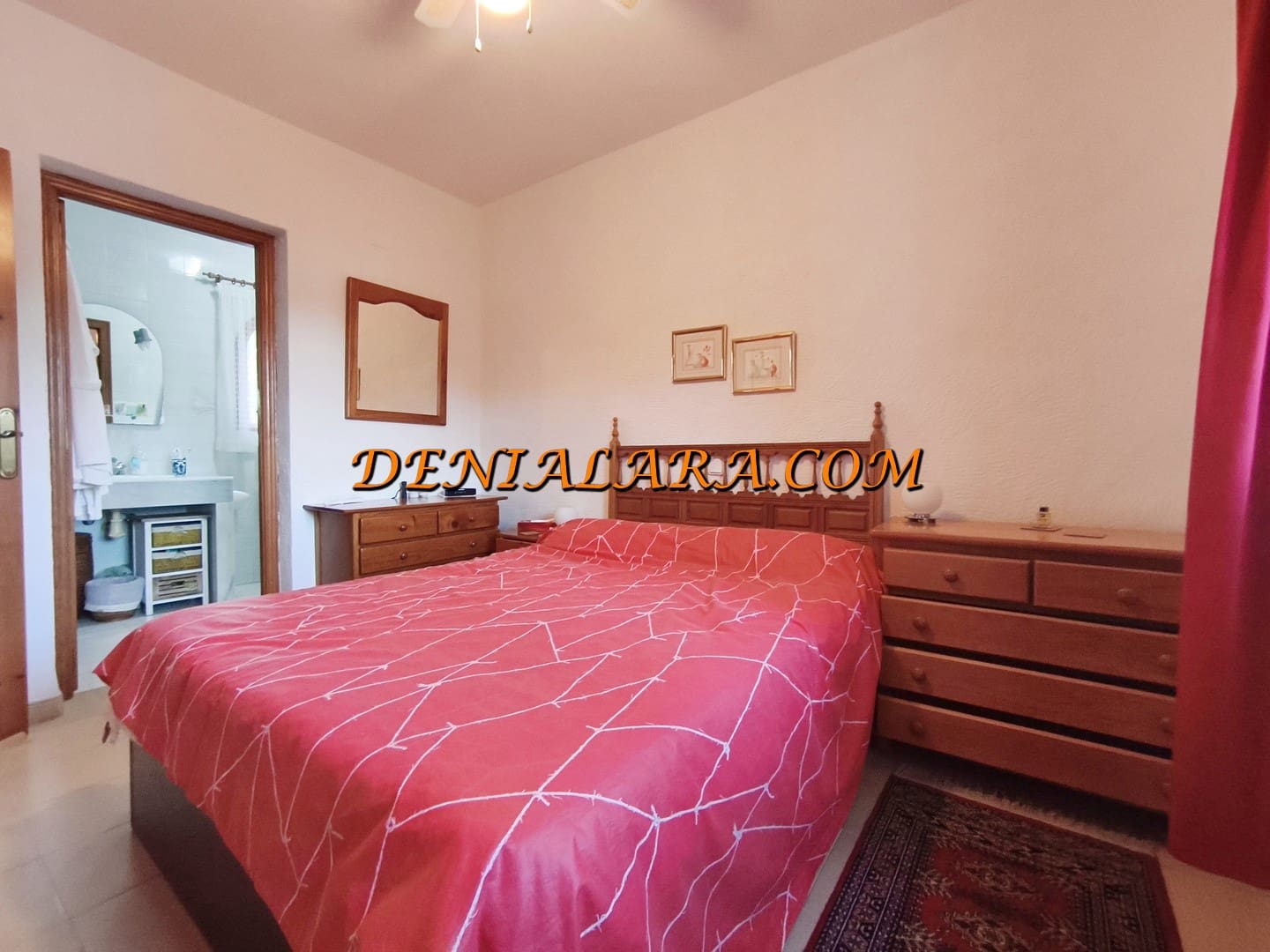 Chalet de 2 habitaciones en Pedreguer en venta con piscina garaje - 284.999 € (Ref: 9459637)