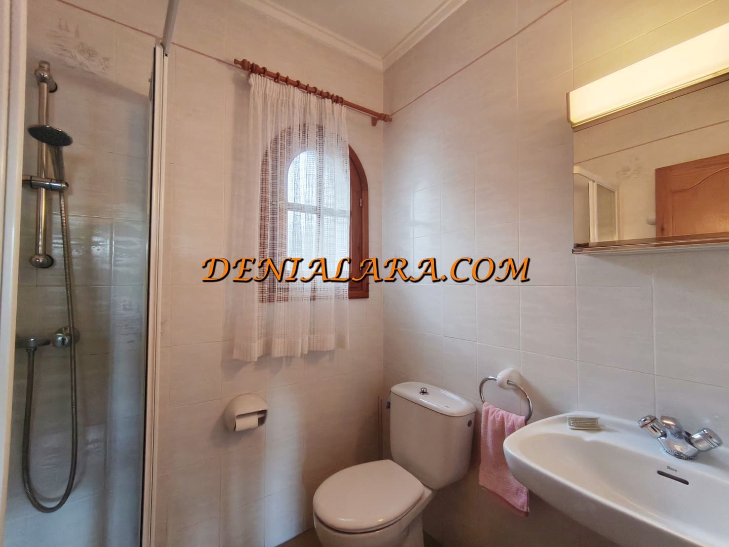 Chalet de 2 habitaciones en Pedreguer en venta con piscina garaje - 284.999 € (Ref: 9459637)