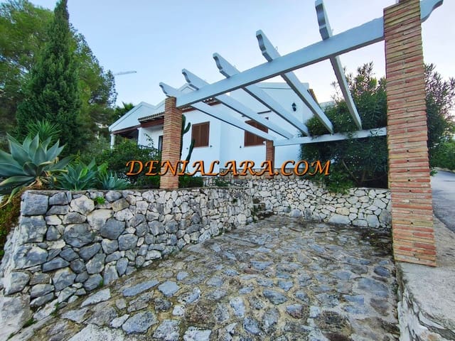 Chalet de 2 habitaciones en Pedreguer en venta con piscina garaje - 284.999 € (Ref: 9459637)