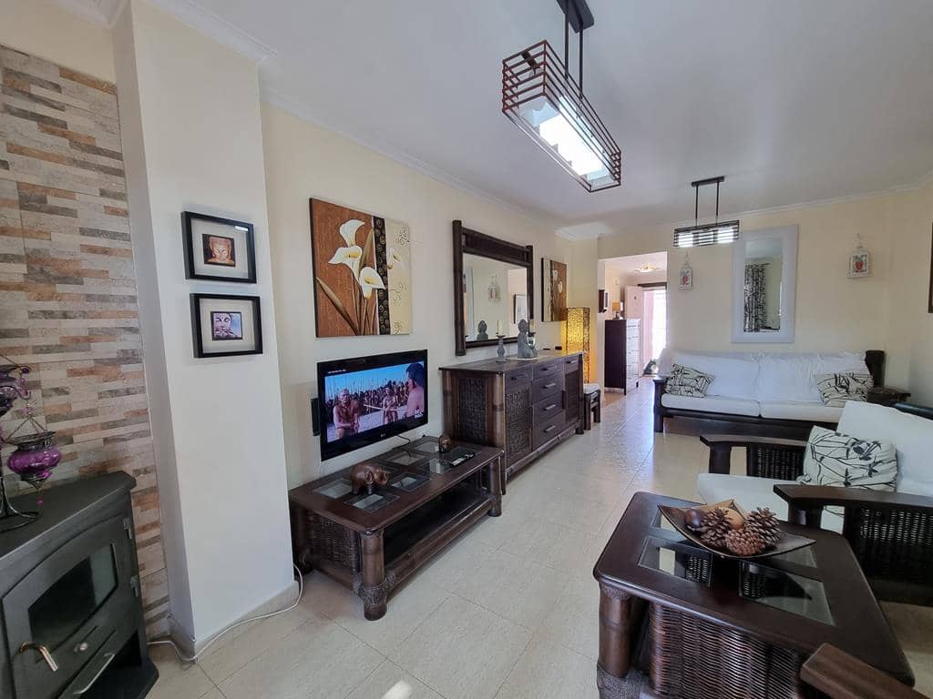 Ático de 3 habitaciones en Dénia en alquiler con piscina garaje - 800 € (Ref: 9465022)