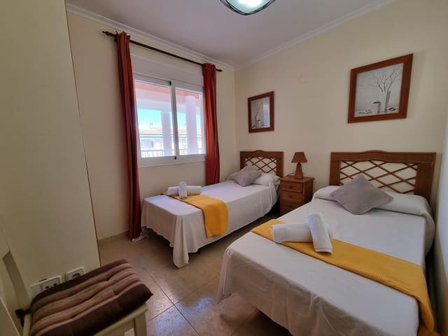 Ático de 3 habitaciones en Dénia en alquiler con piscina garaje - 800 € (Ref: 9465022)