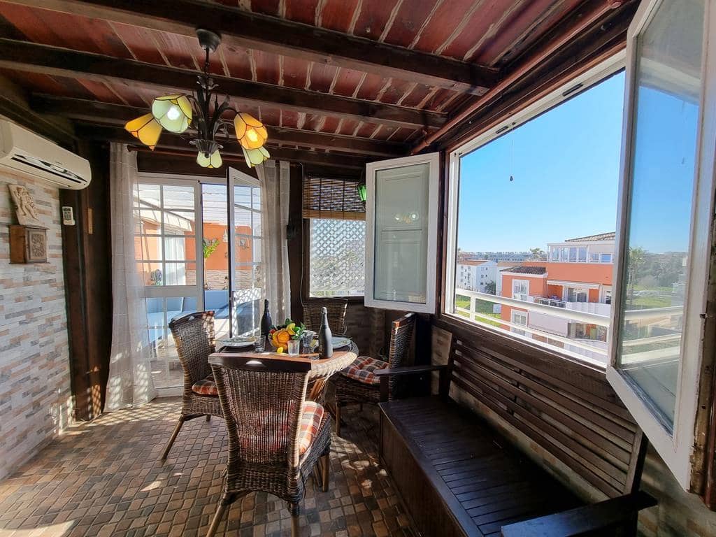 Ático de 3 habitaciones en Dénia en alquiler con piscina garaje - 800 € (Ref: 9465022)