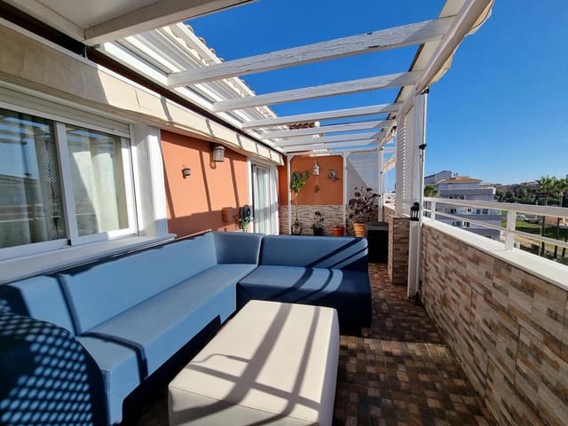 Ático de 3 habitaciones en Dénia en alquiler con piscina garaje - 800 € (Ref: 9465022)