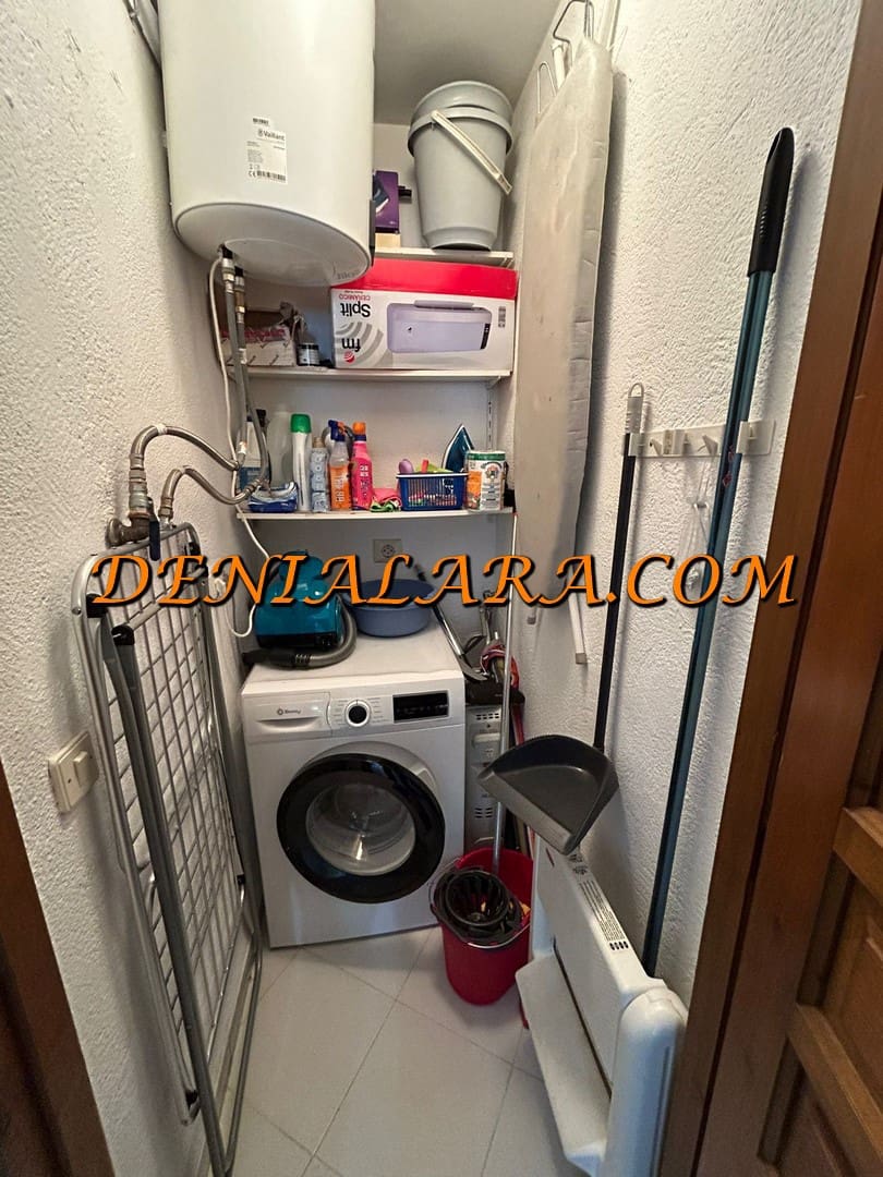 Apartamento de 2 habitaciones en Dénia en alquiler con piscina garaje - 800 € (Ref: 9471665)