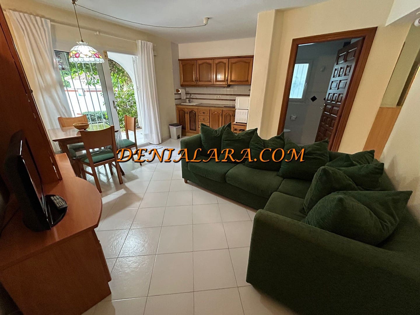 Apartamento de 2 habitaciones en Dénia en alquiler con piscina garaje - 800 € (Ref: 9471665)